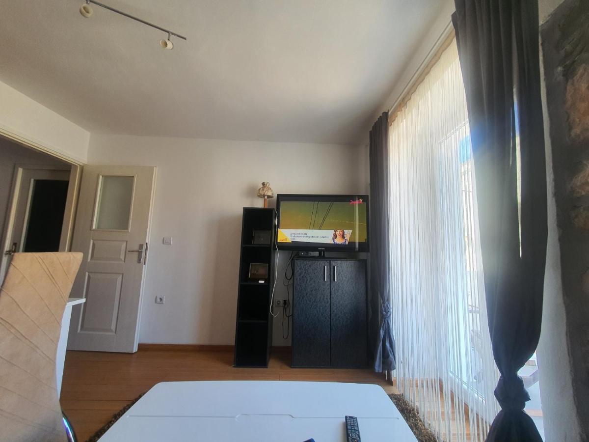 Apartment Vinjerac II Bagian luar foto