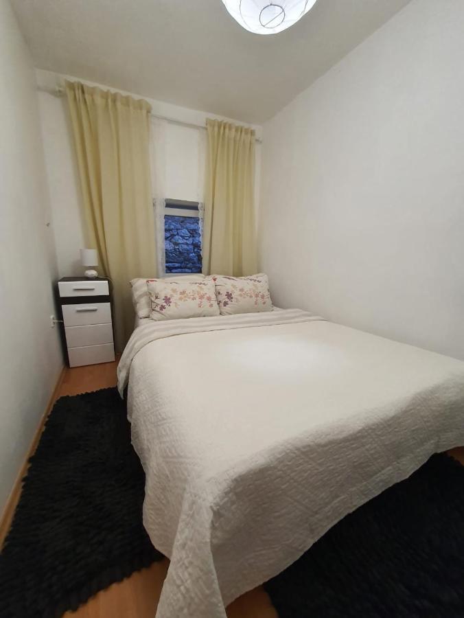 Apartment Vinjerac II Bagian luar foto